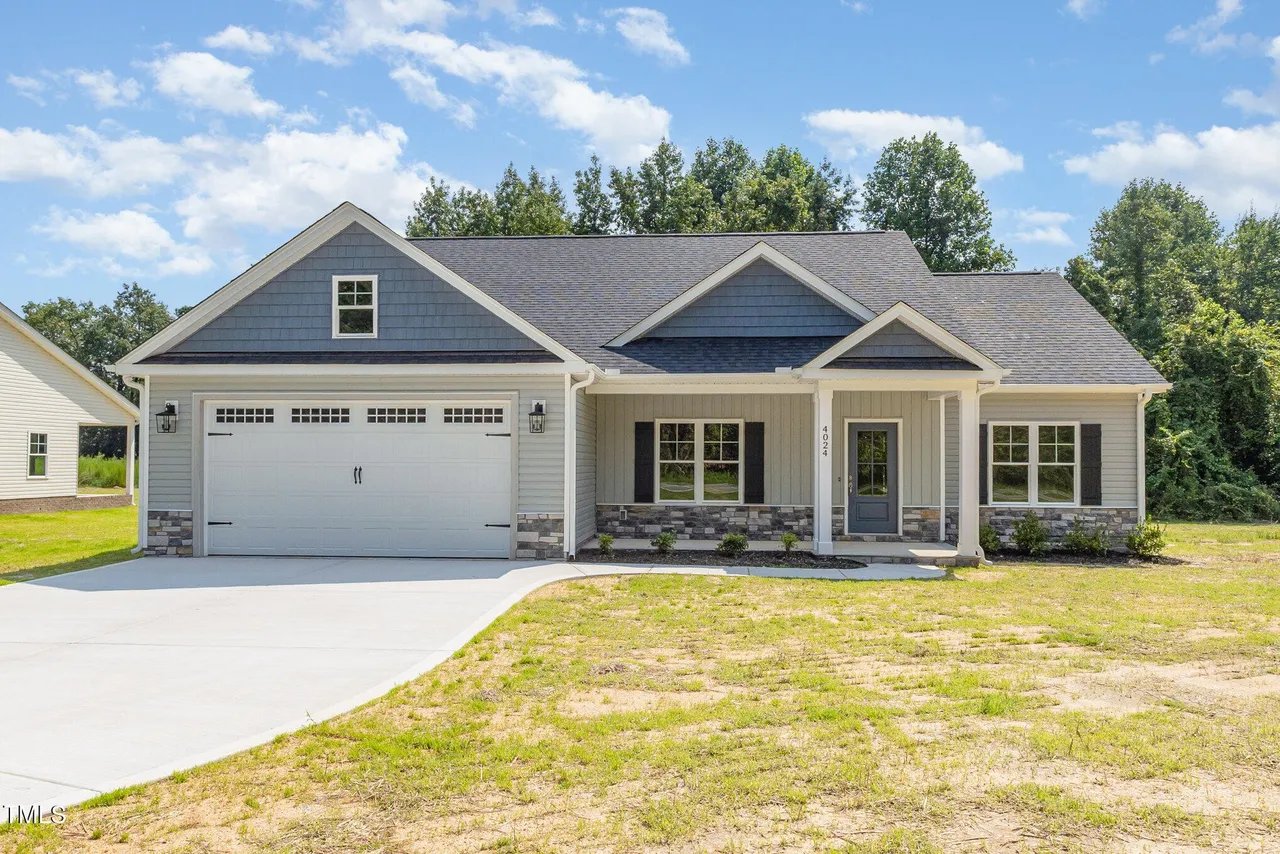 Kenly House: 4024 N NC 581 Highway