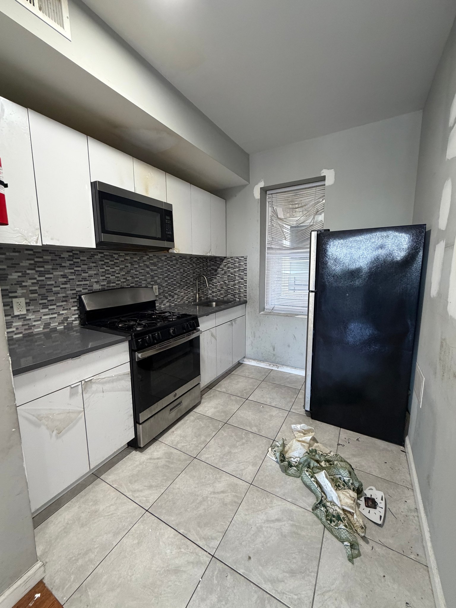 East Orange Apartment: 58 Steuben St