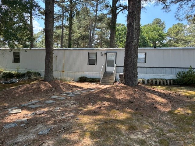 Knightdale House: 1600 Stone Stream Drive