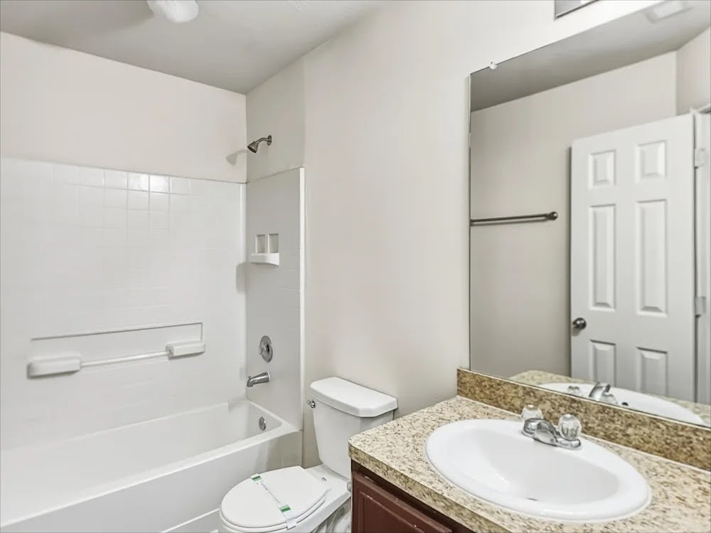 Houston House: 6103 El Granate Dr