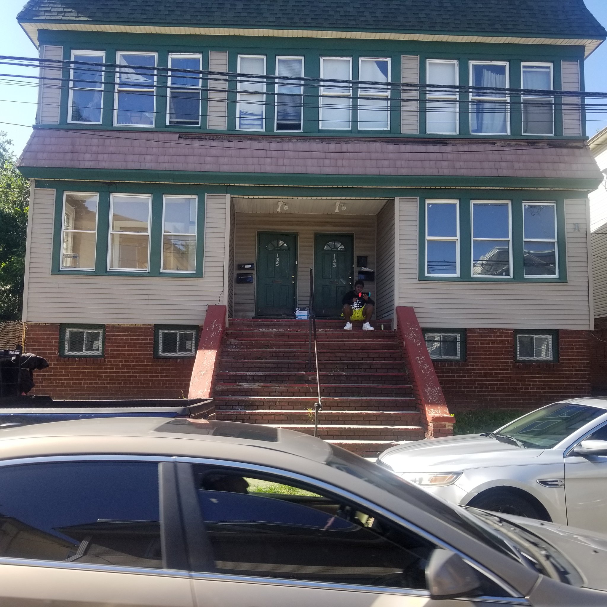 Newark Multiplex: 133 Schuyler Ave