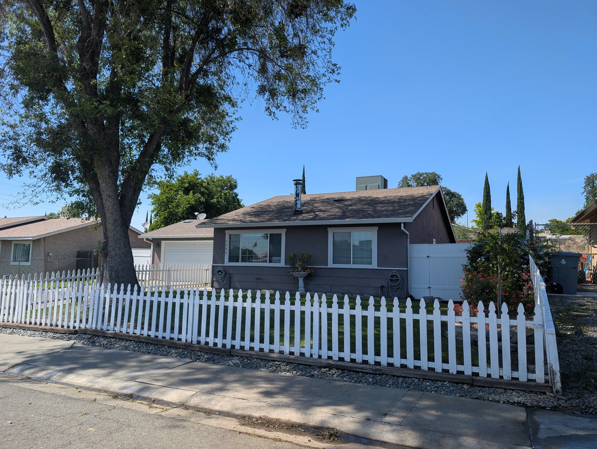 Oroville House: 2689 Forestview Drive