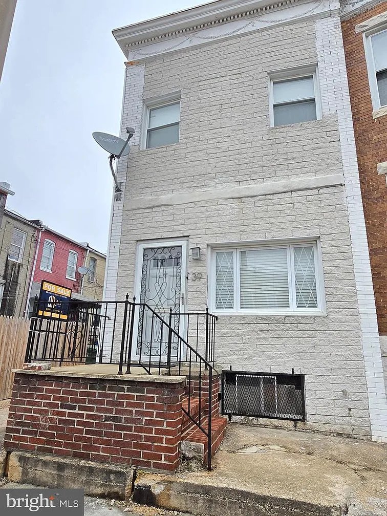 Baltimore Townhome: 39 N Bentalou St