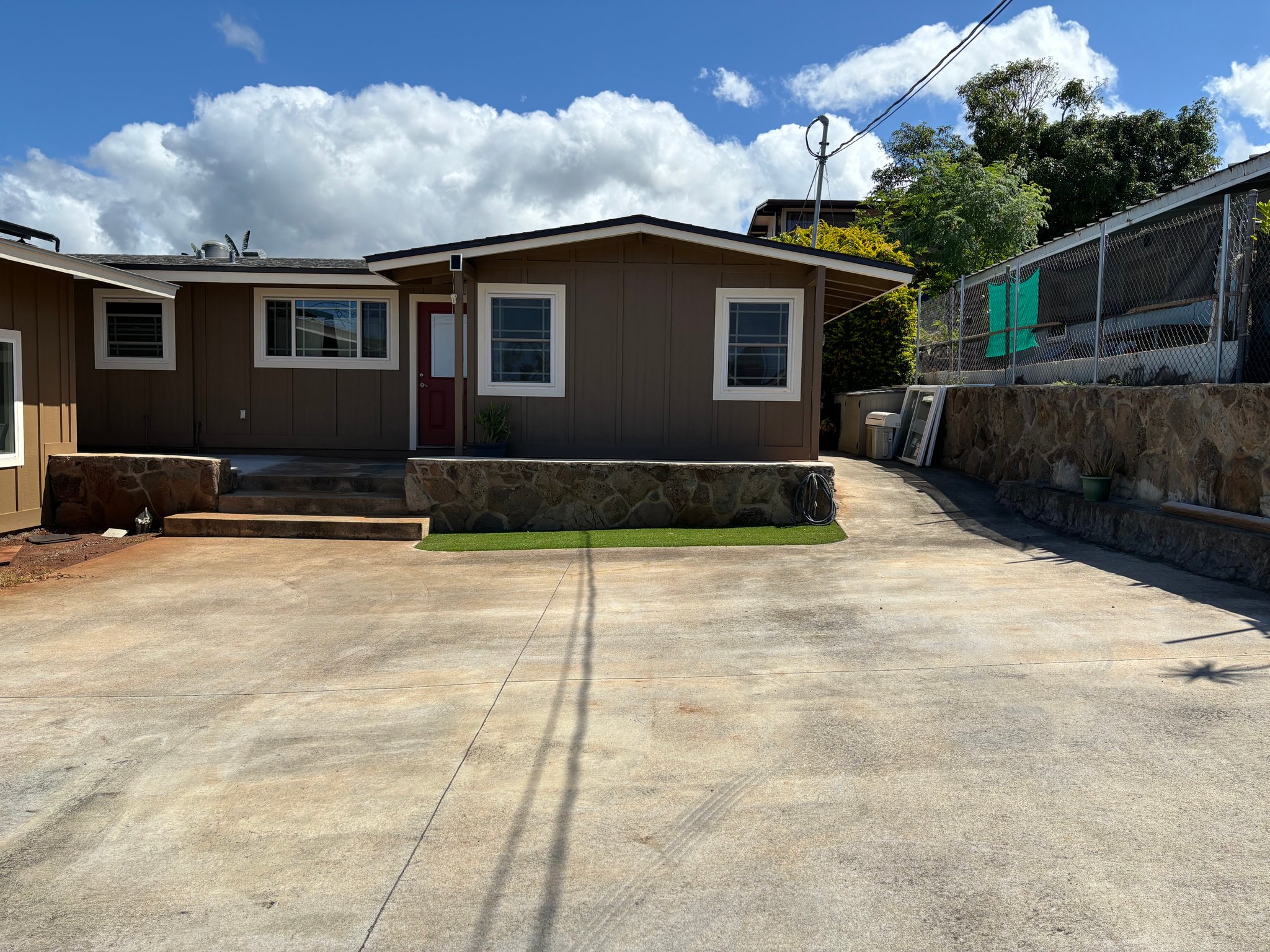 Aiea House: 99-520 Iwaiwa St