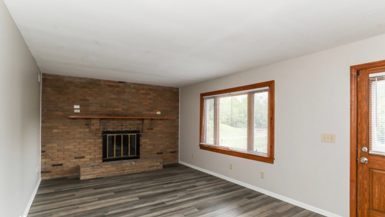 Cincinnati House: 2480 sylmar ct