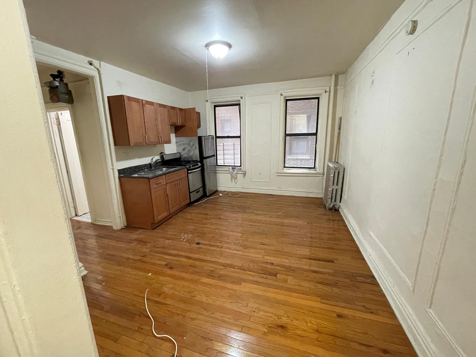 New York City Apartment: 142 W 238TH STREET