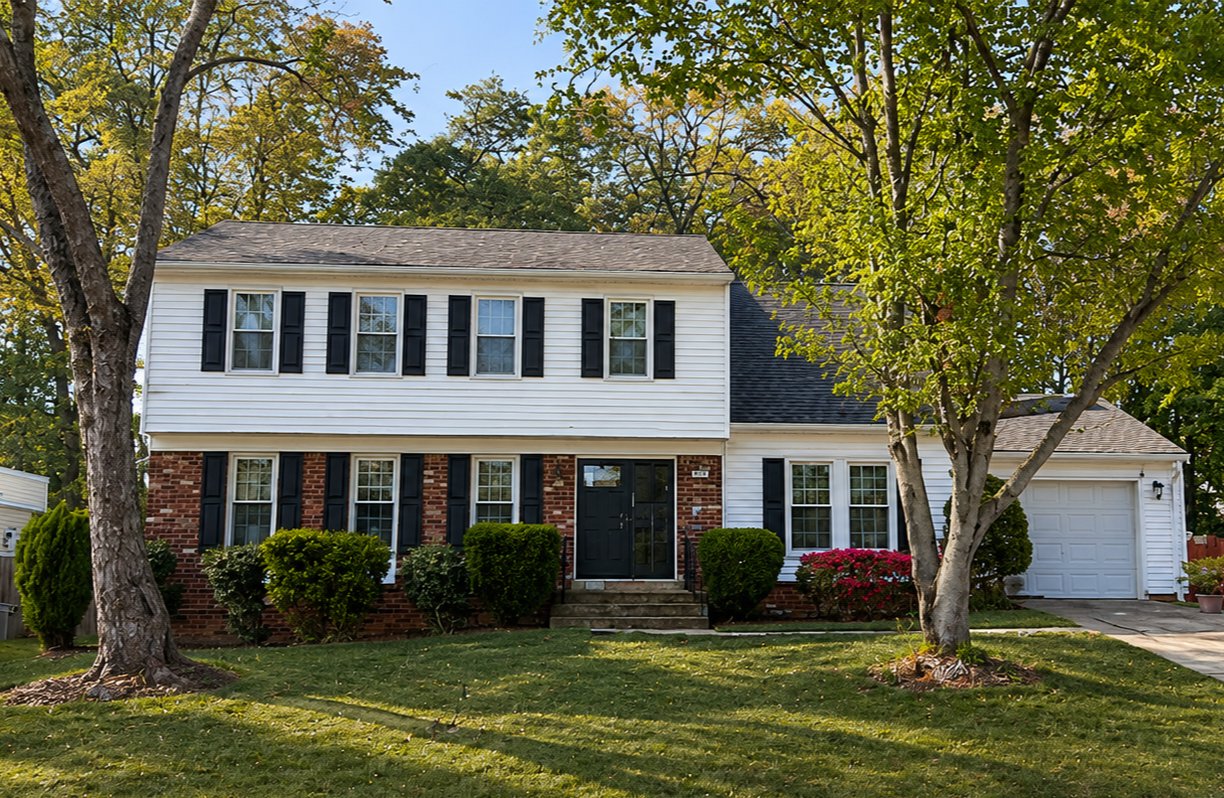 Springfield House: 7912 Edinburgh Dr