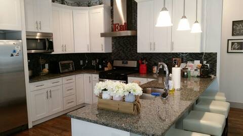 Nashville Townhome: 1619B 9th Ave N
