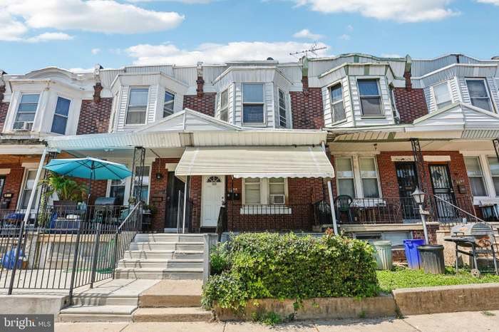 Philadelphia Townhome: 1522 N Frazier St