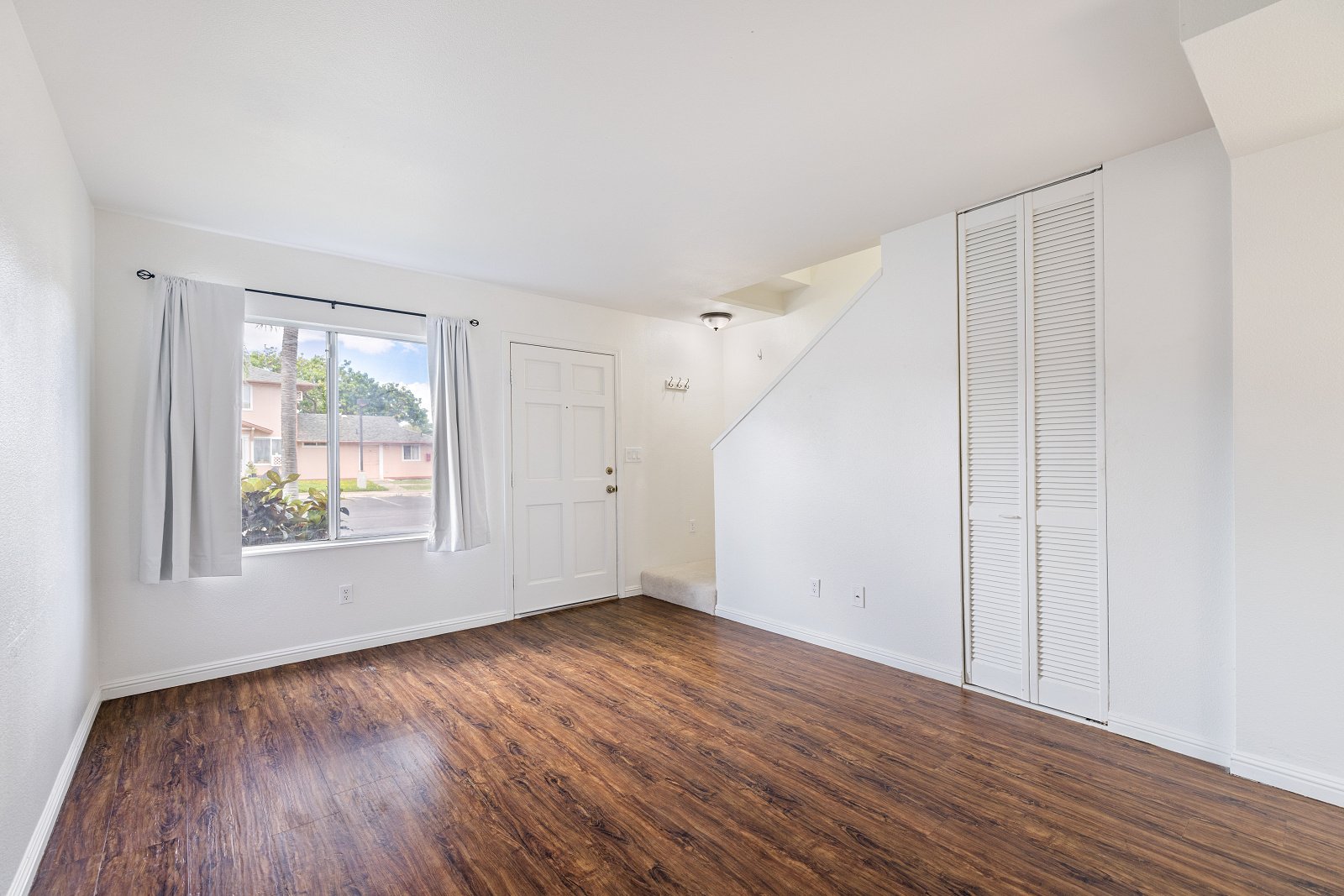 Kapolei Condo: 91-1165 Kamaaha Loop