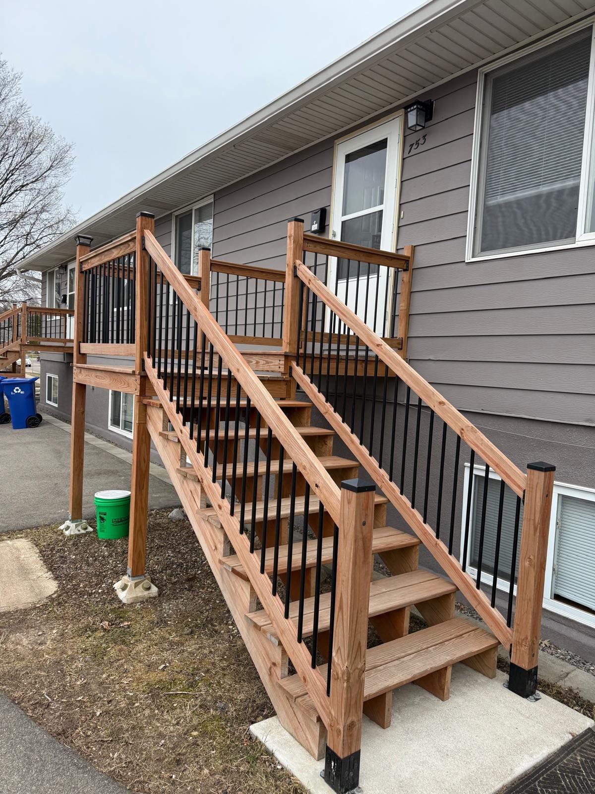 Saint Paul Apartment: 753 Robert St S