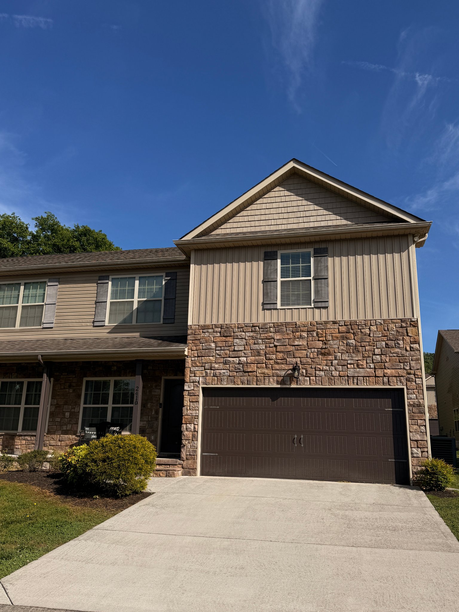 Powell Townhome: 2410 Galesburg Way