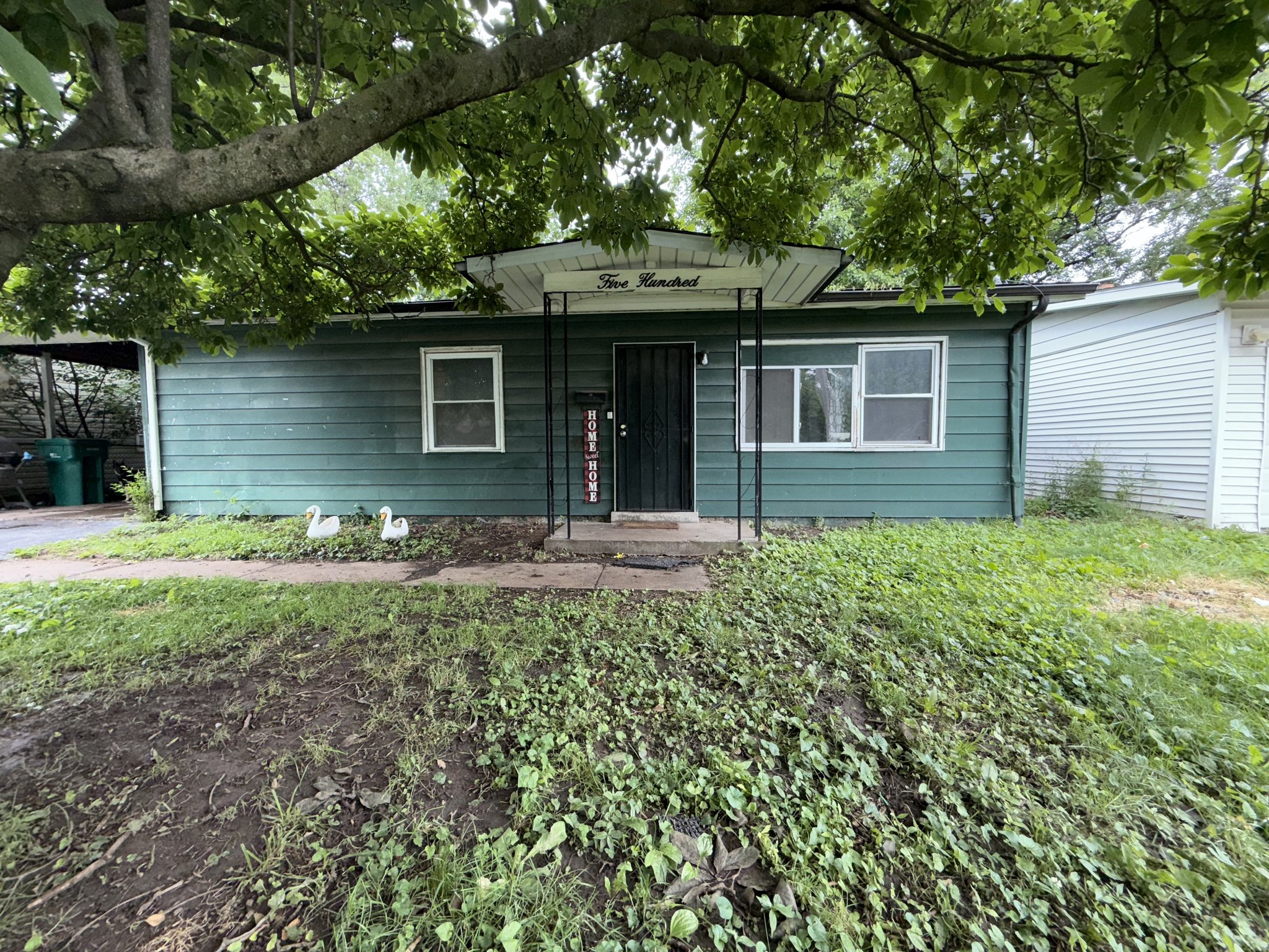Cahokia House: 500 Saint Thomas Ln