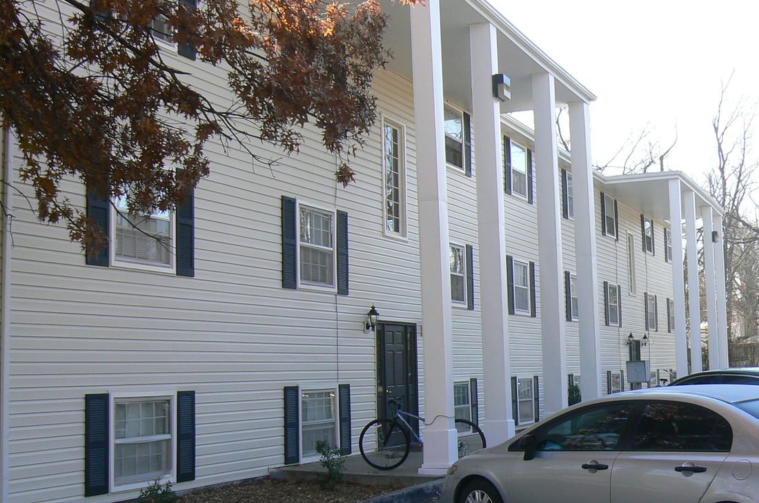 Springfield Apartment: 1234 MCDANIEL ST