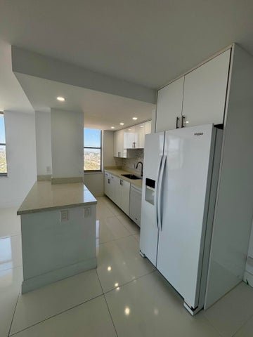 Pompano Beach Condo: 111 Briny Avenue 23-14