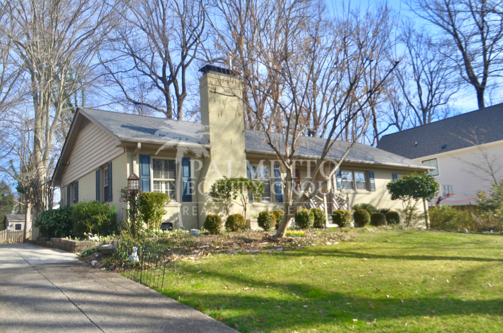 Greensboro House: 102 Forestdale Drive