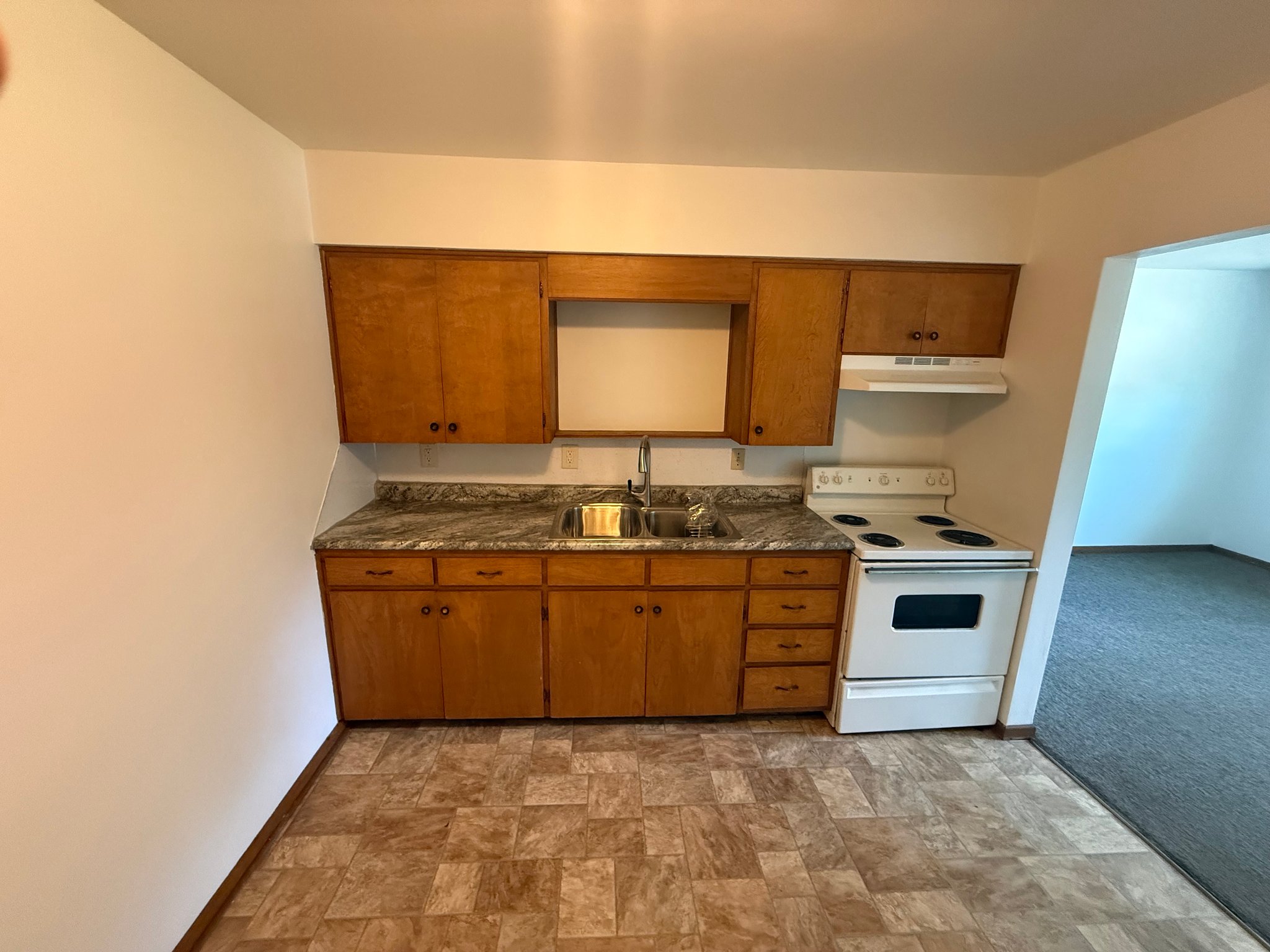 Royal Apartment: 501 West Main Street