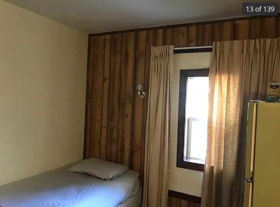 Superior Single Room: 1712 22nd St
