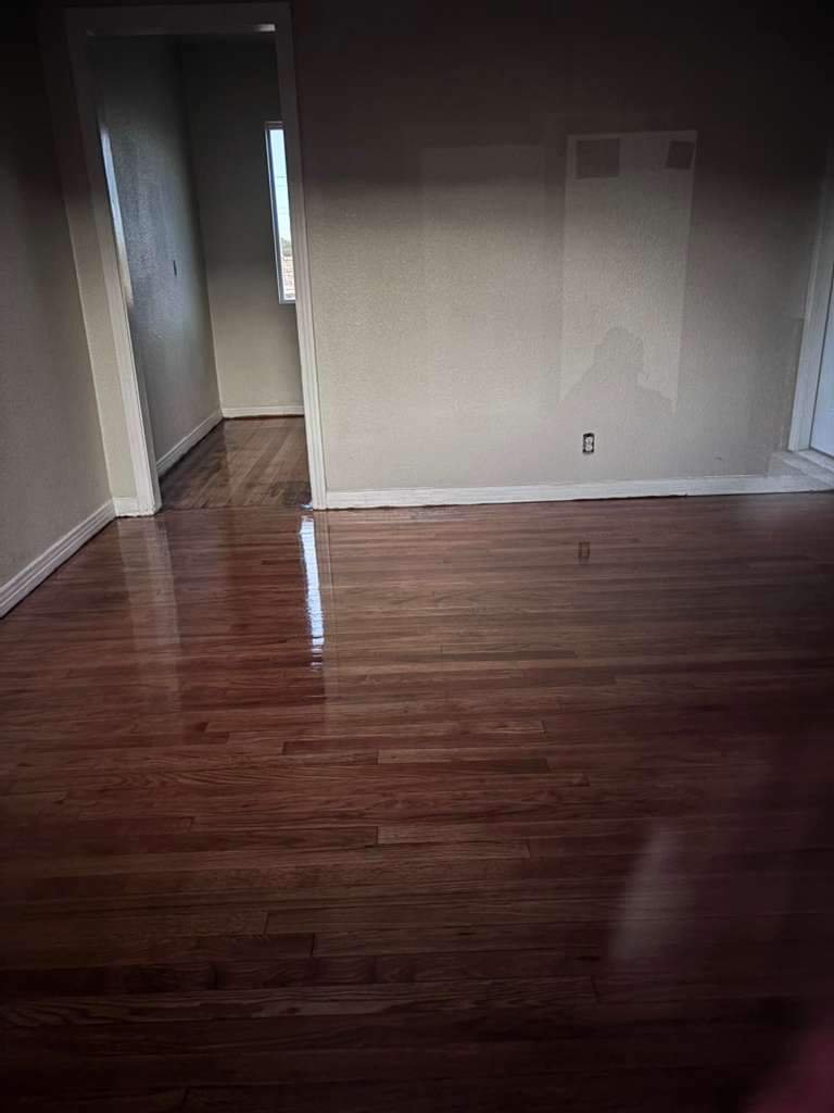 El Paso Multiplex: 4016 Tompkins