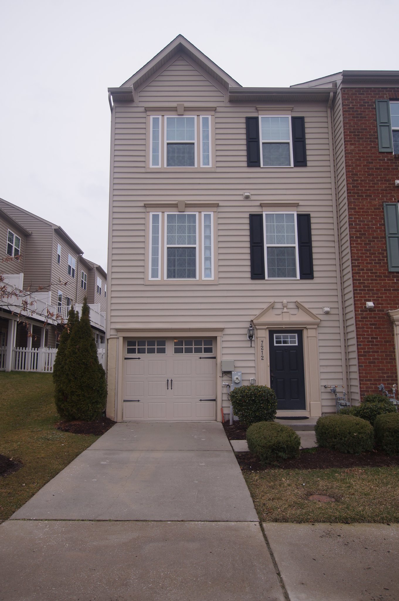 Elkridge Townhome: 7212 Yesterday Ln