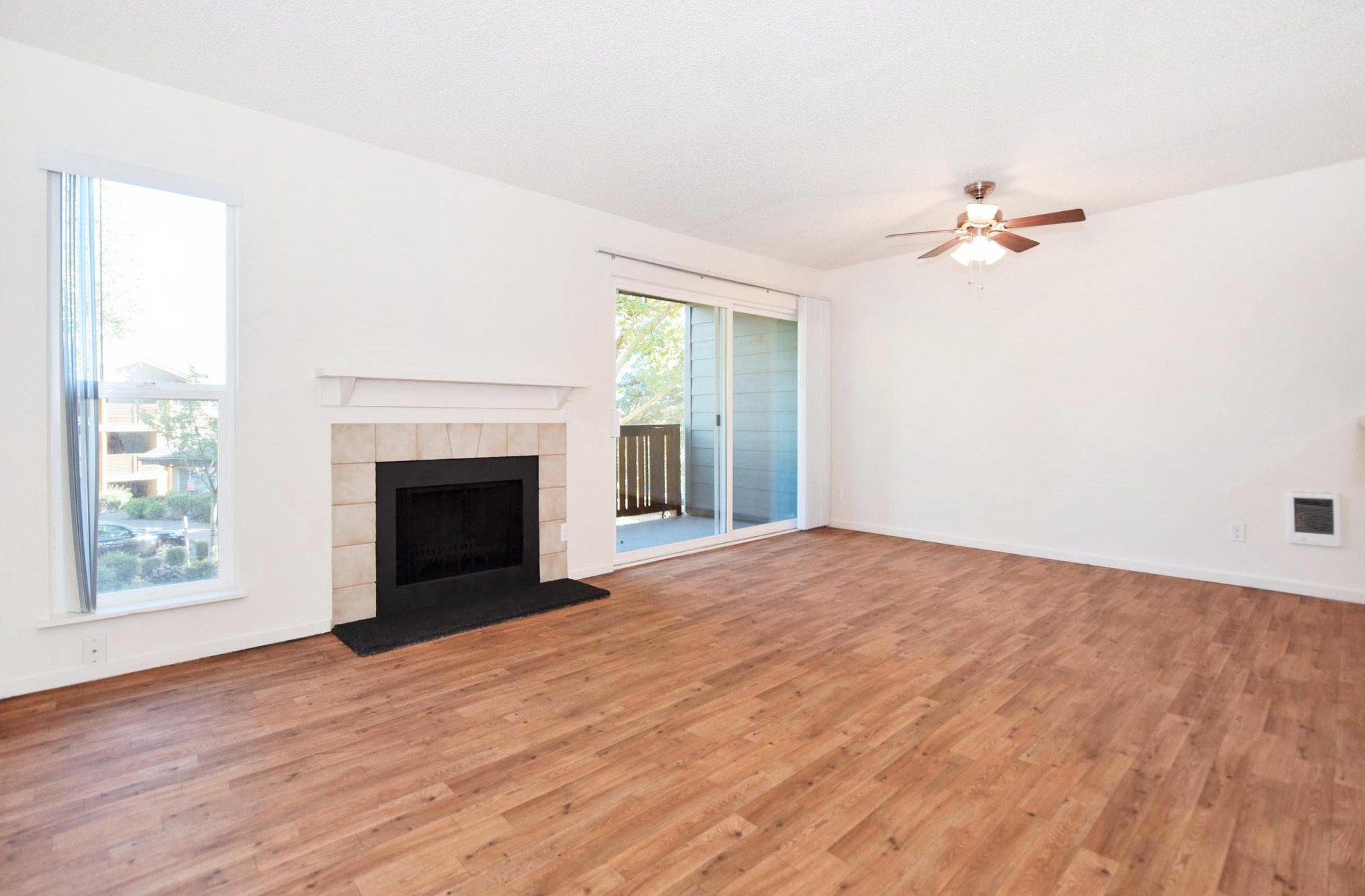 Lake Oswego Apartment: 12375 Mt Jefferson Terrace