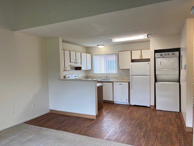 Beaverton Apartment: 4550 SW Murray Blvd
