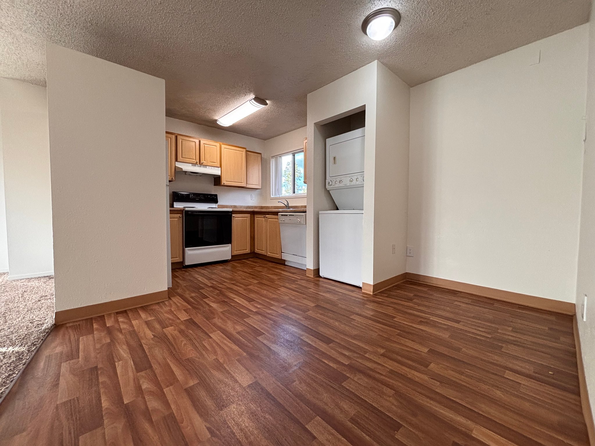 Beaverton Apartment: 4550 SW Murray Blvd