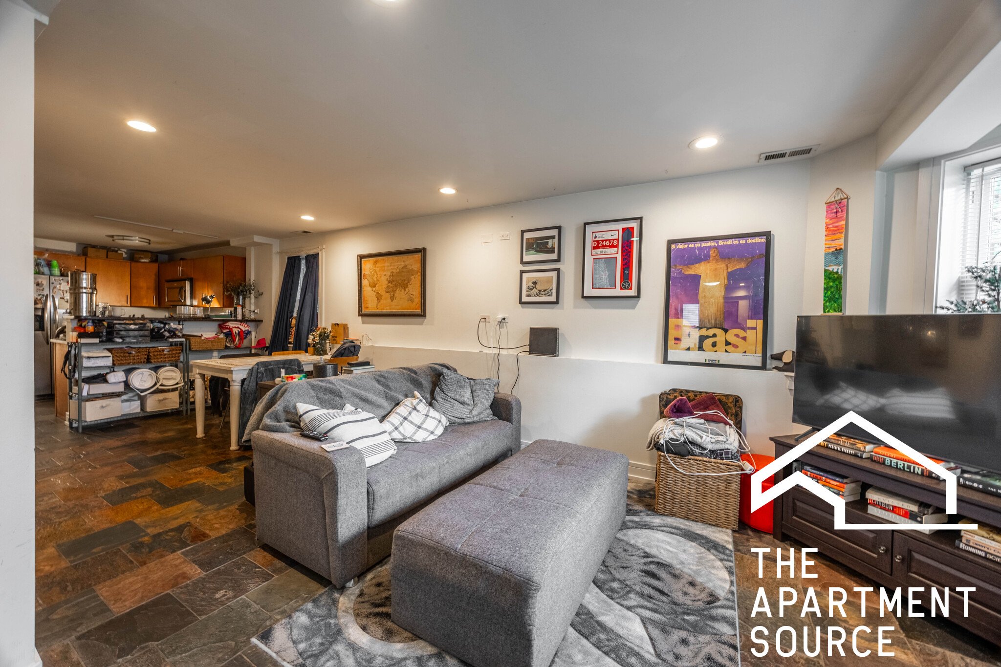 Chicago Condo: 3023 N Oakley