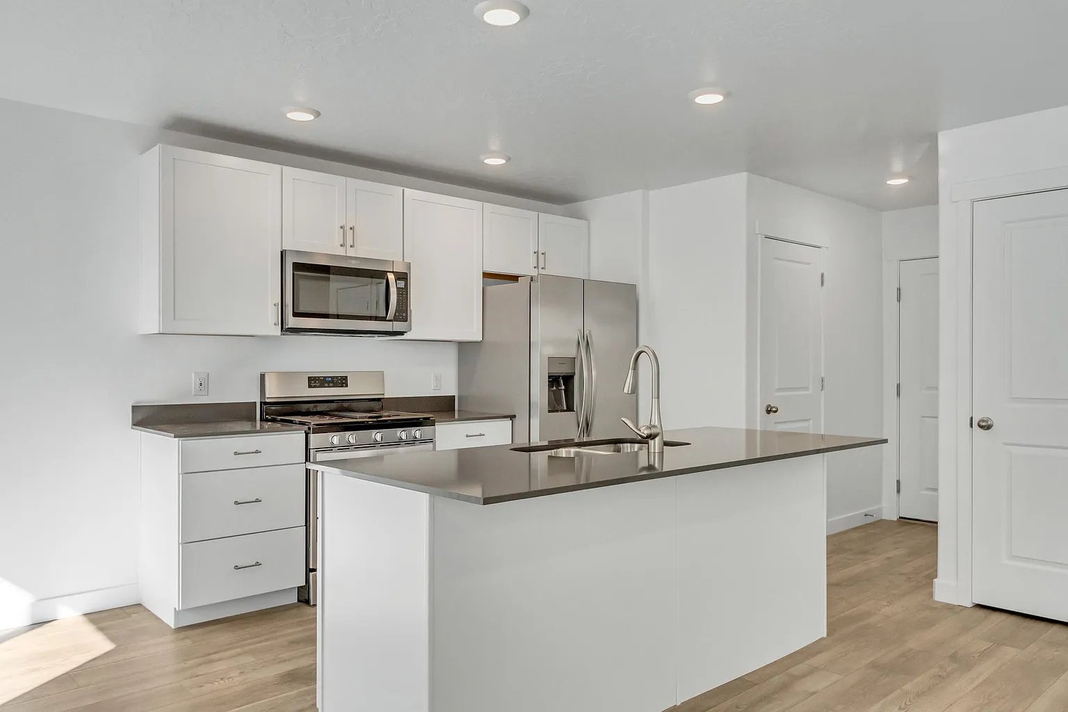 Saratoga Springs Other: 597 N Scuttlebutt Ln