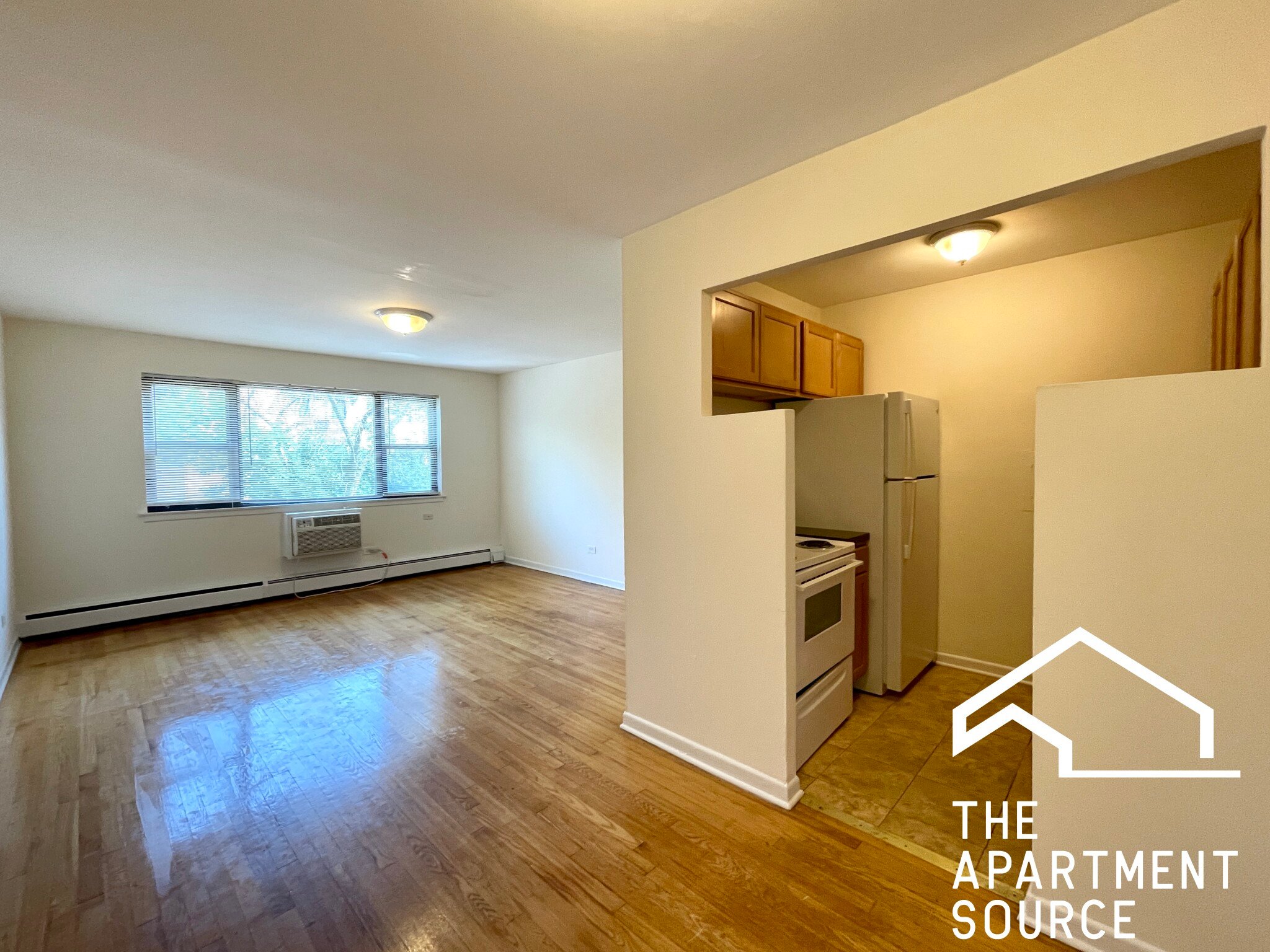Chicago Apartment: 6002 North Kenmore