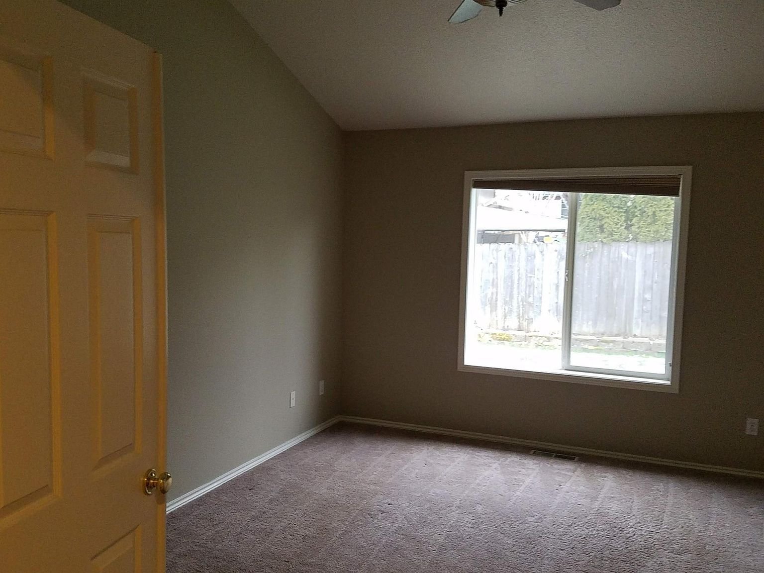 Camas House: 2620 NW 19th Cir