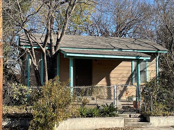 San Antonio House: 411 E Lachapelle St