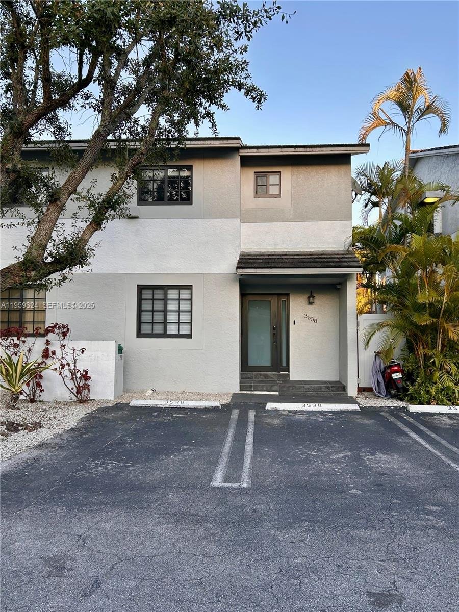 Miami Townhome: 3538 SW 17th St