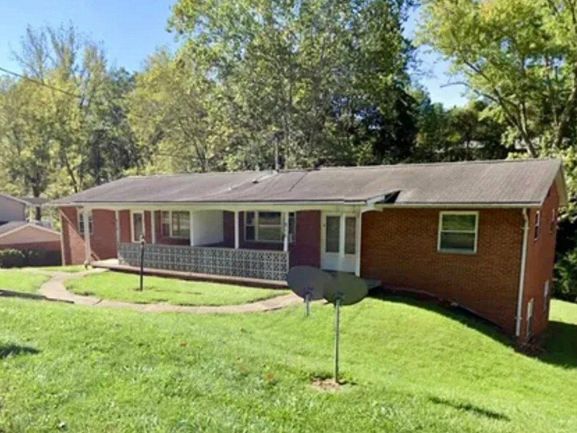 Marietta Apartment: 915 Colegate Dr