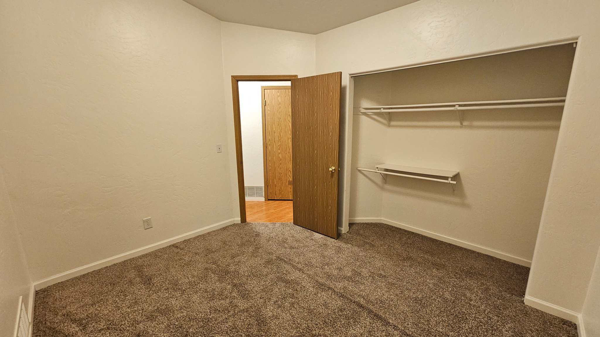 Anchorage House: 8848 Boom Cir