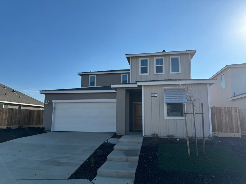 Fresno House: 5883 West Austin Way
