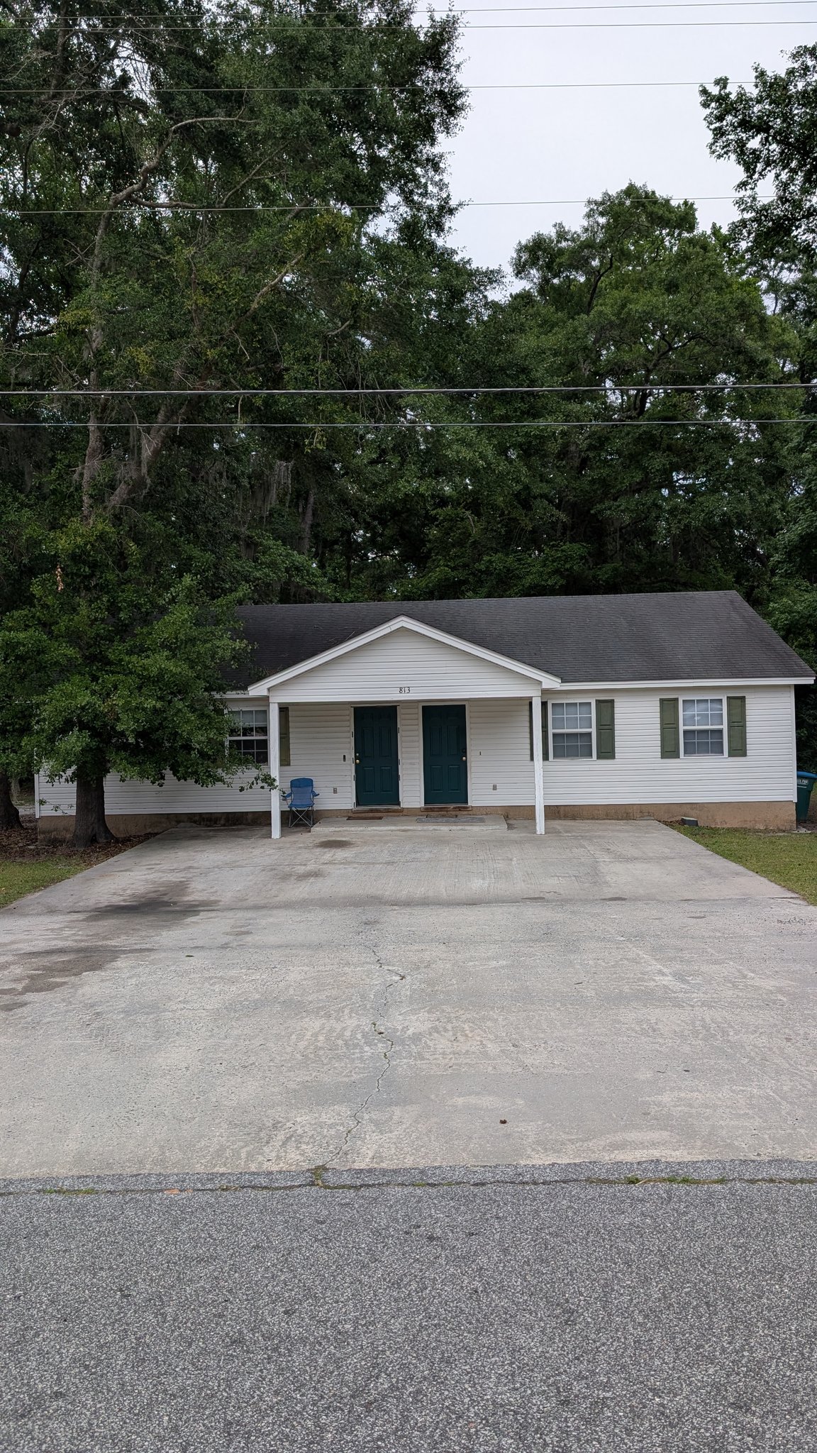 Springfield Multiplex: 813 ASH ST.EXT.APT. B