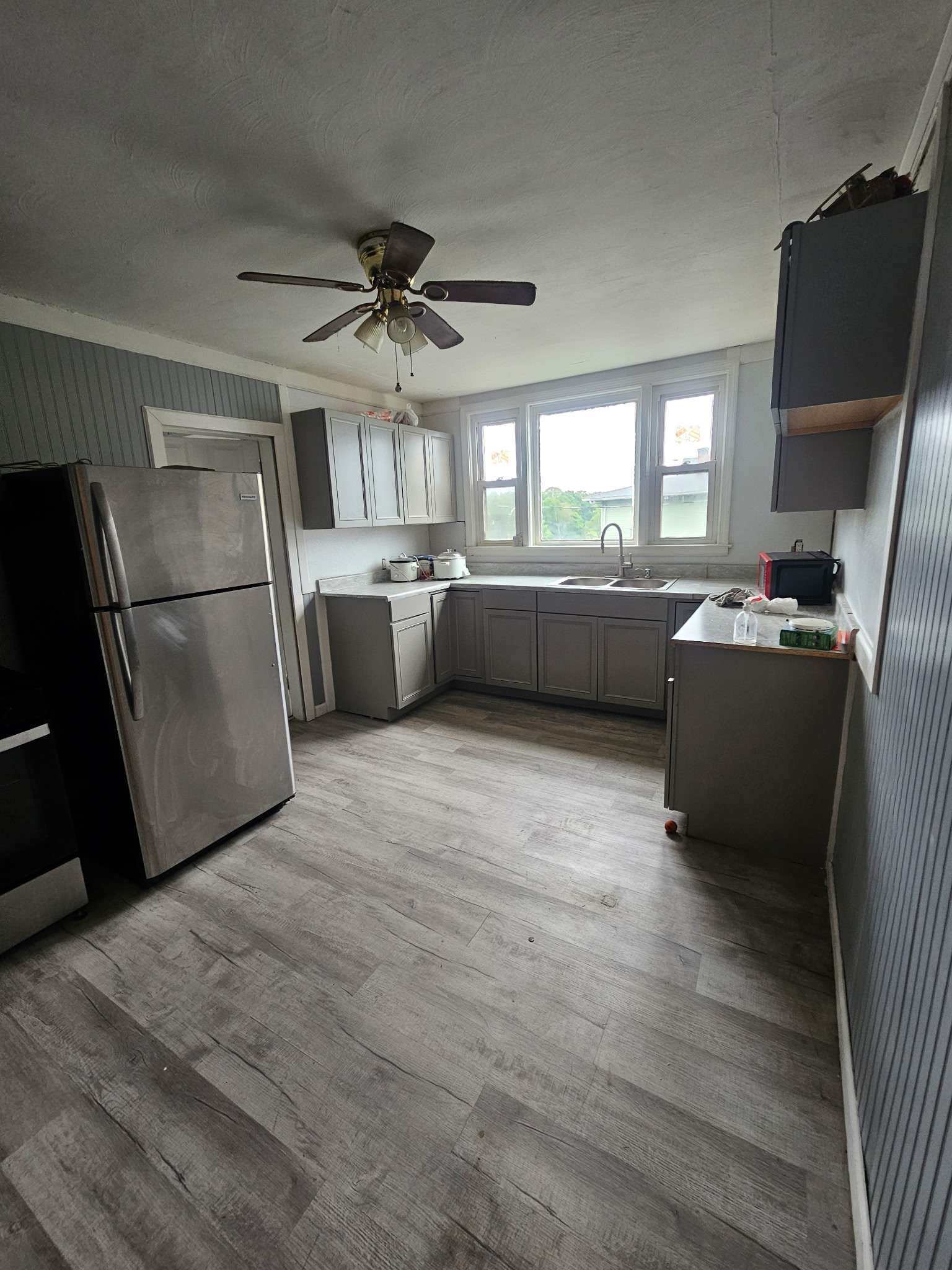 New Britain Apartment: 164 Curtis St