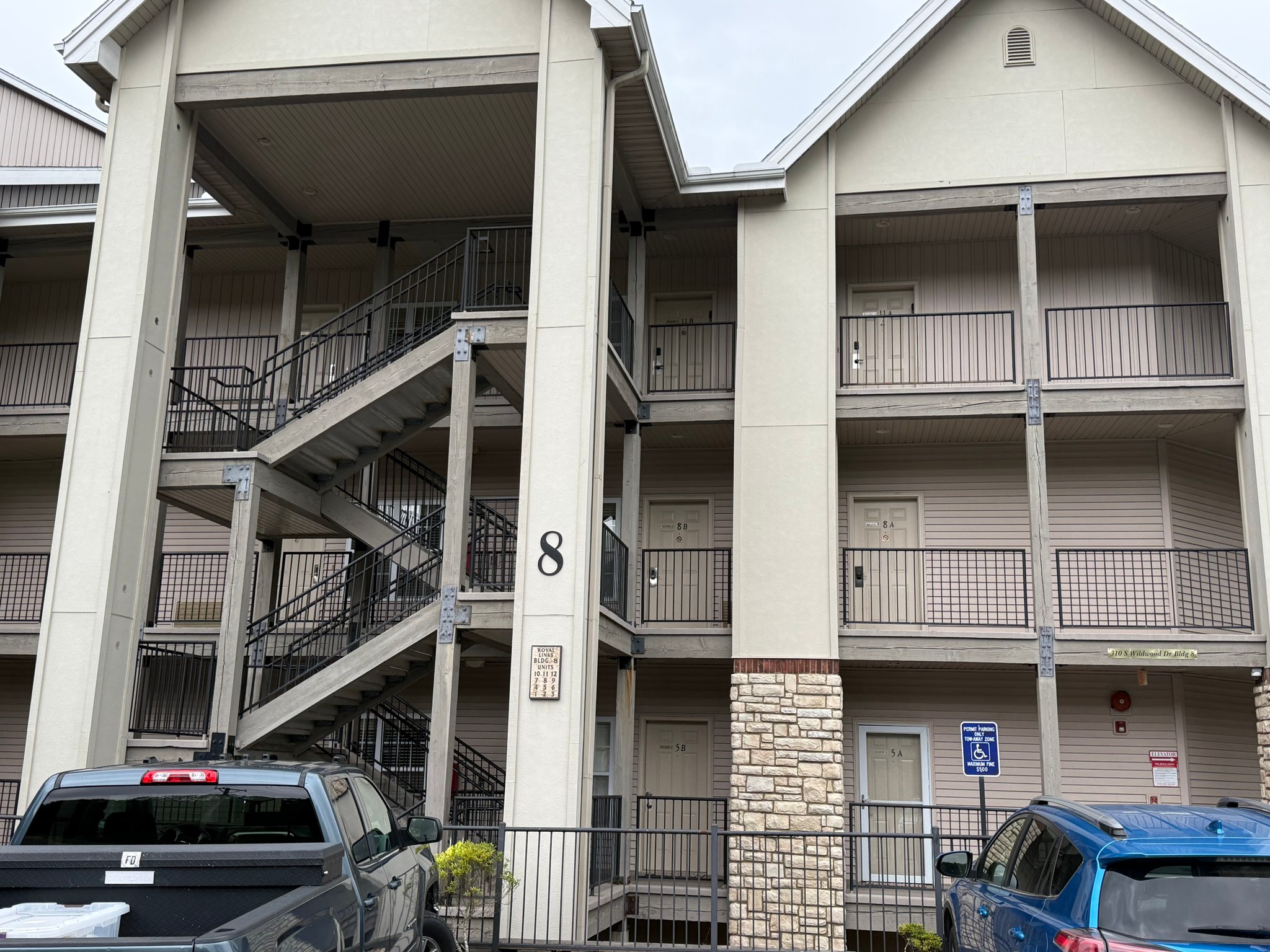 Branson Condo: 310 S Wildwood Dr