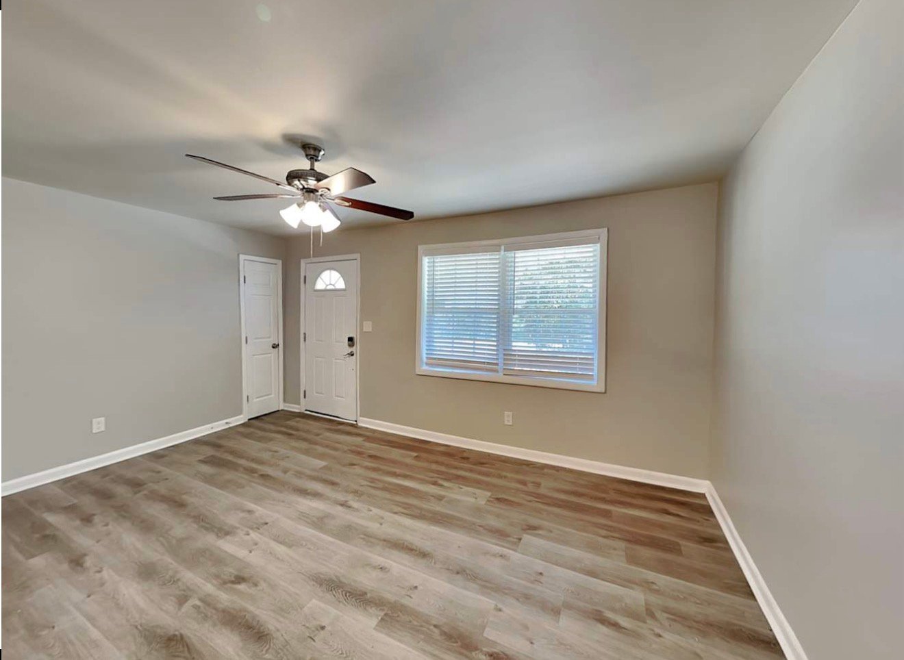 Lithia Springs Townhome: 2182 Chestnut Log Loop