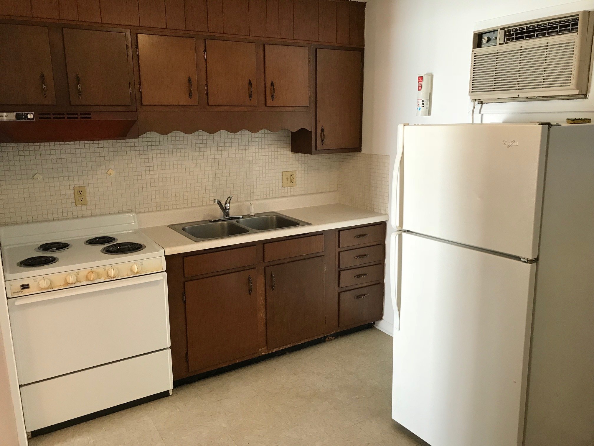 Huntington Apartment: 737 10th Avenue