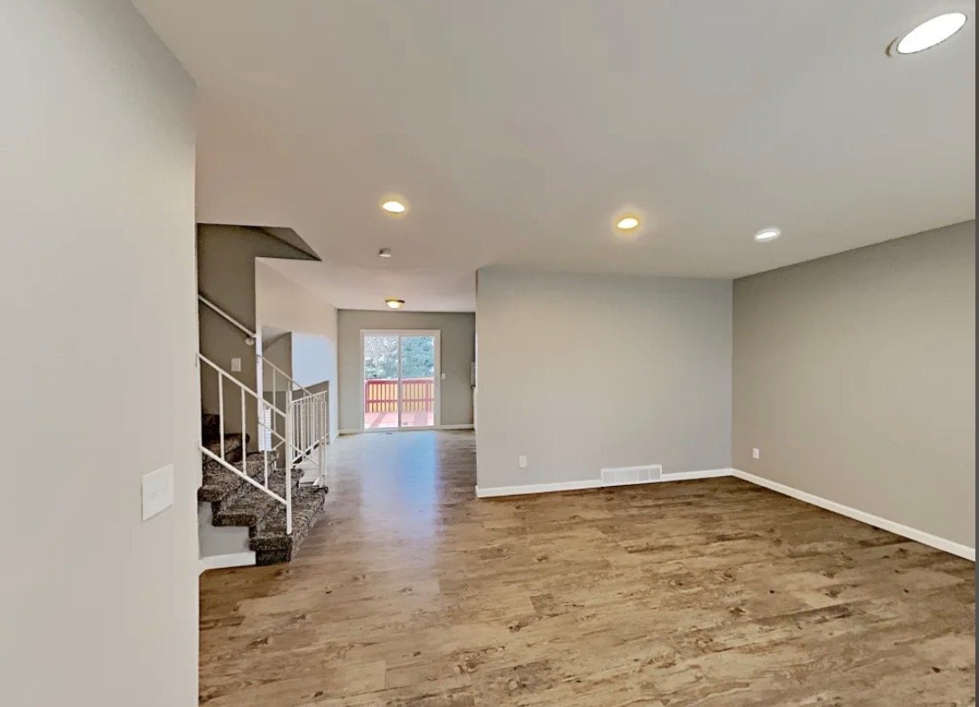 Aurora House: 16533 E Wyoming Dr