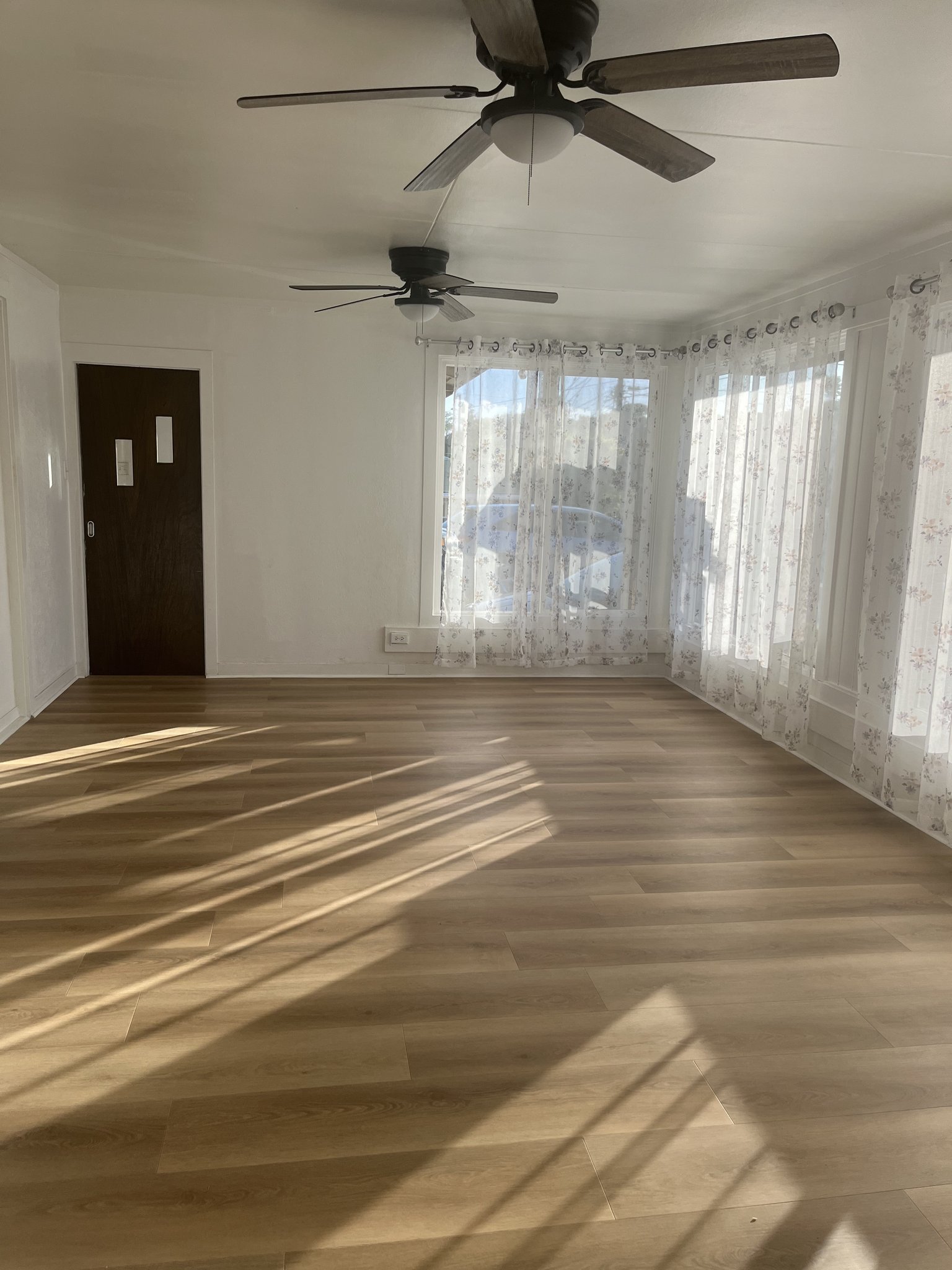 Wailuku House: 42 Ainaola St