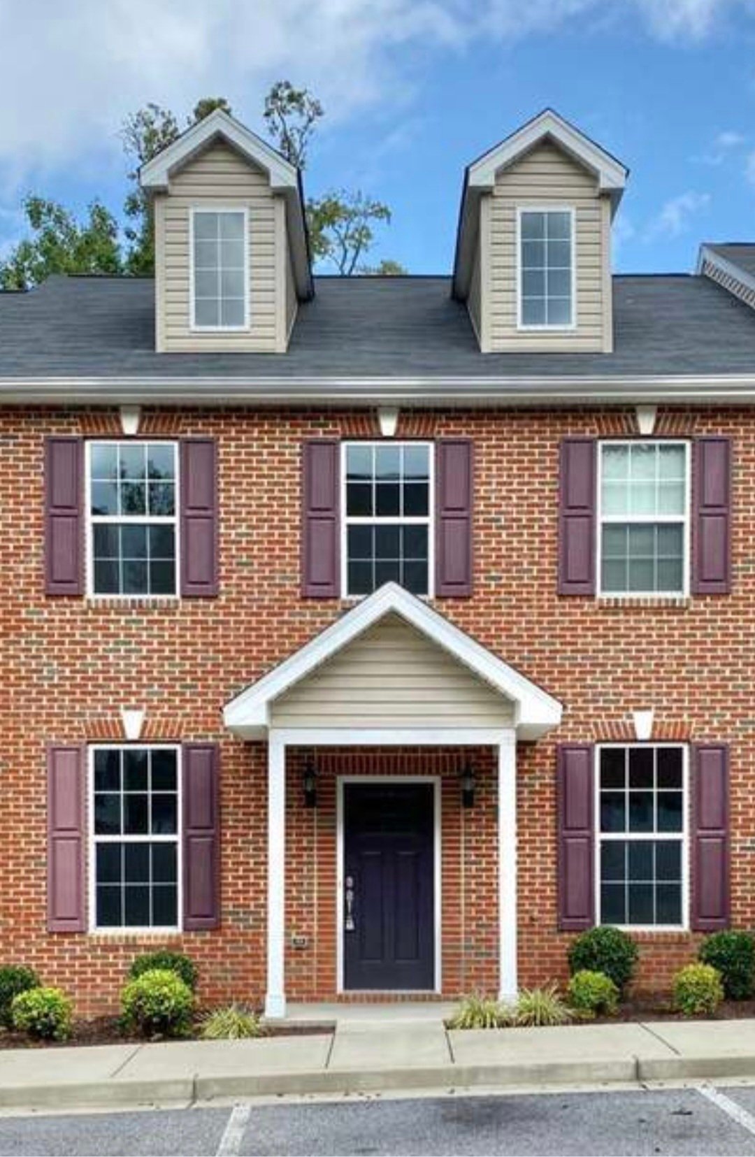 La Plata Townhome: 43 Hibiscus Ct