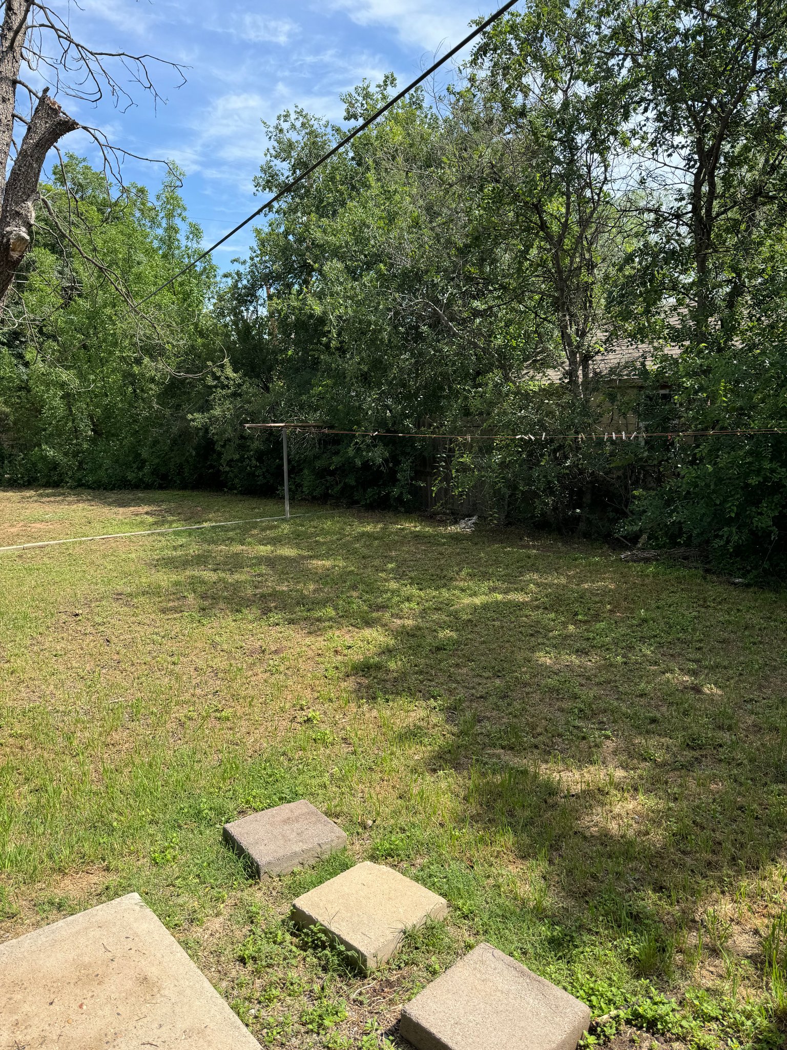 San Angelo House: 2108 Carlton Way