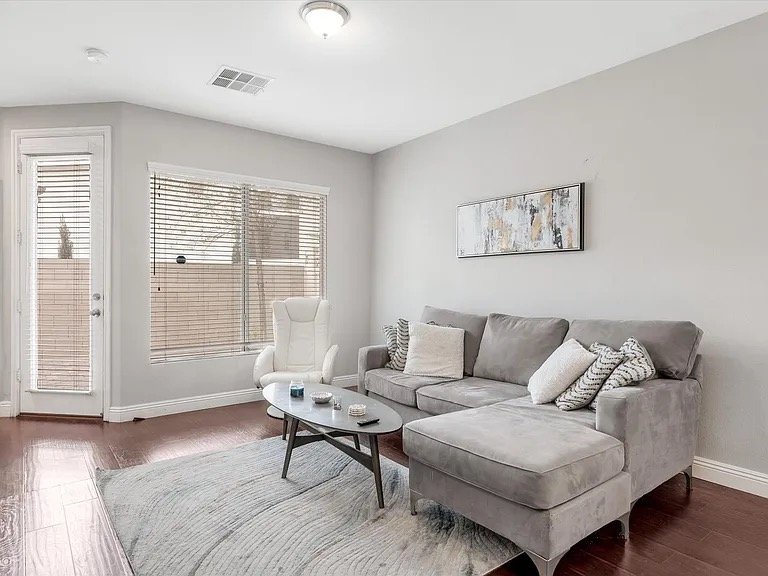 Las Vegas House: 1542 Evening Spirit Ave