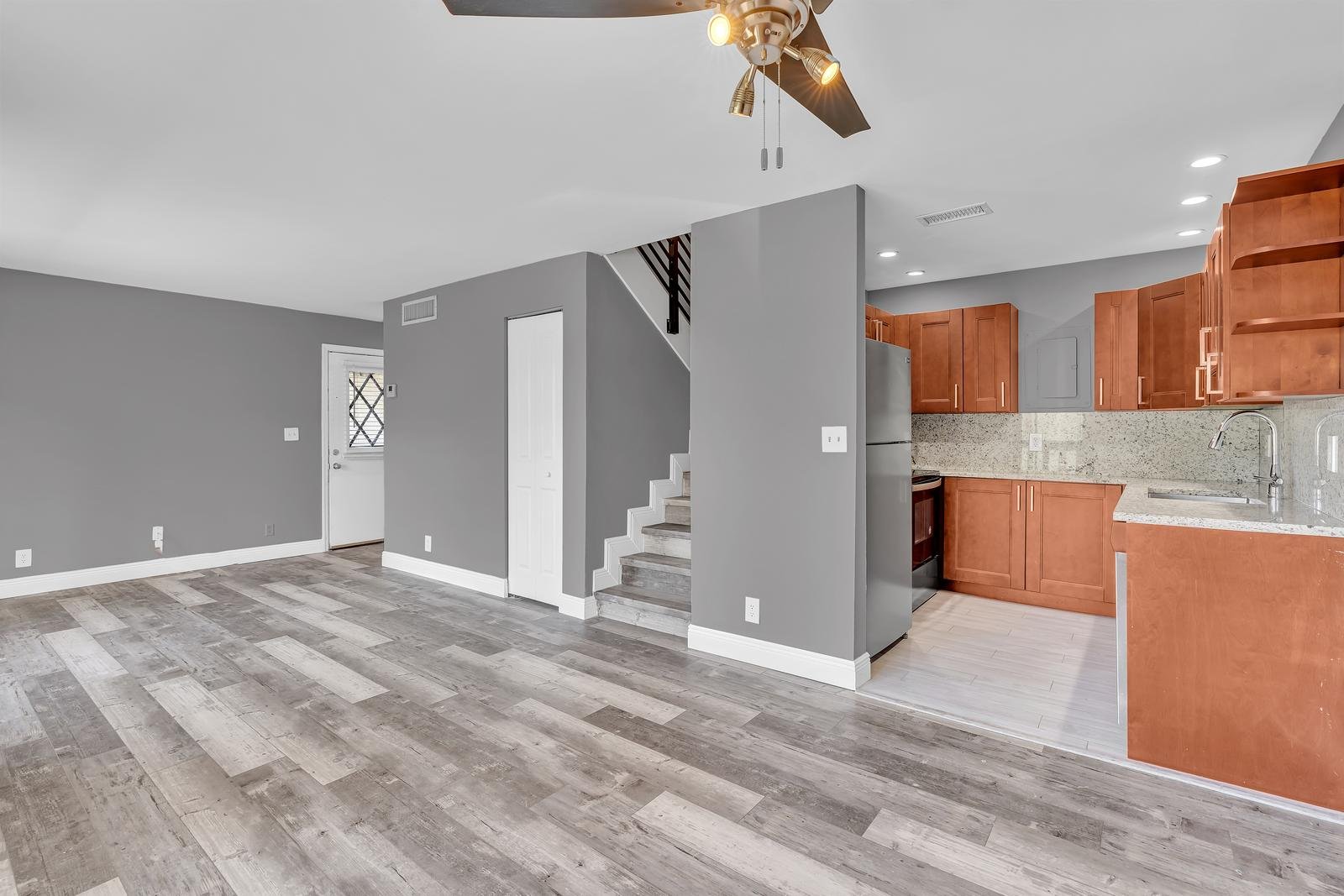 Coral Springs Townhome: 8911 NW 28th Dr.