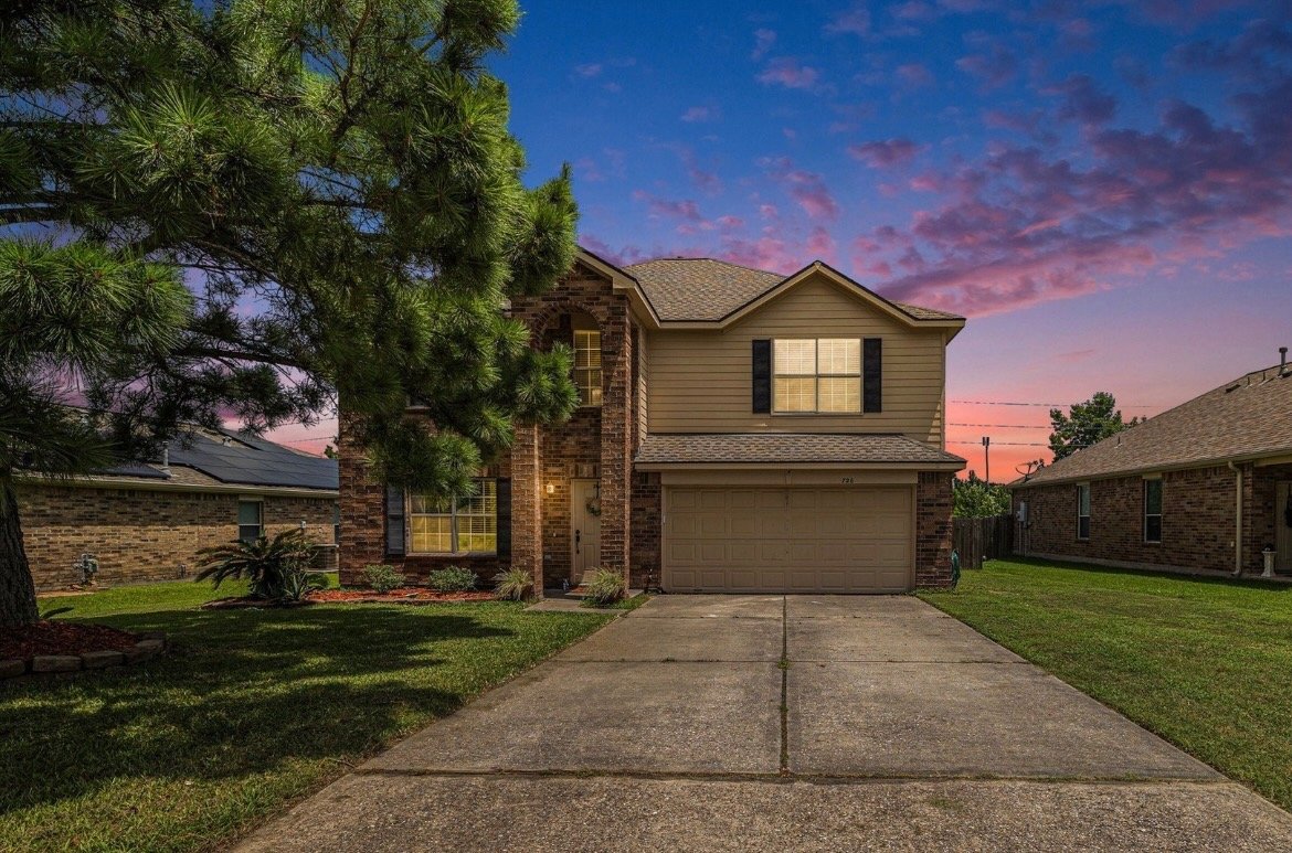 Spring House: 726 Slate Valley Ln