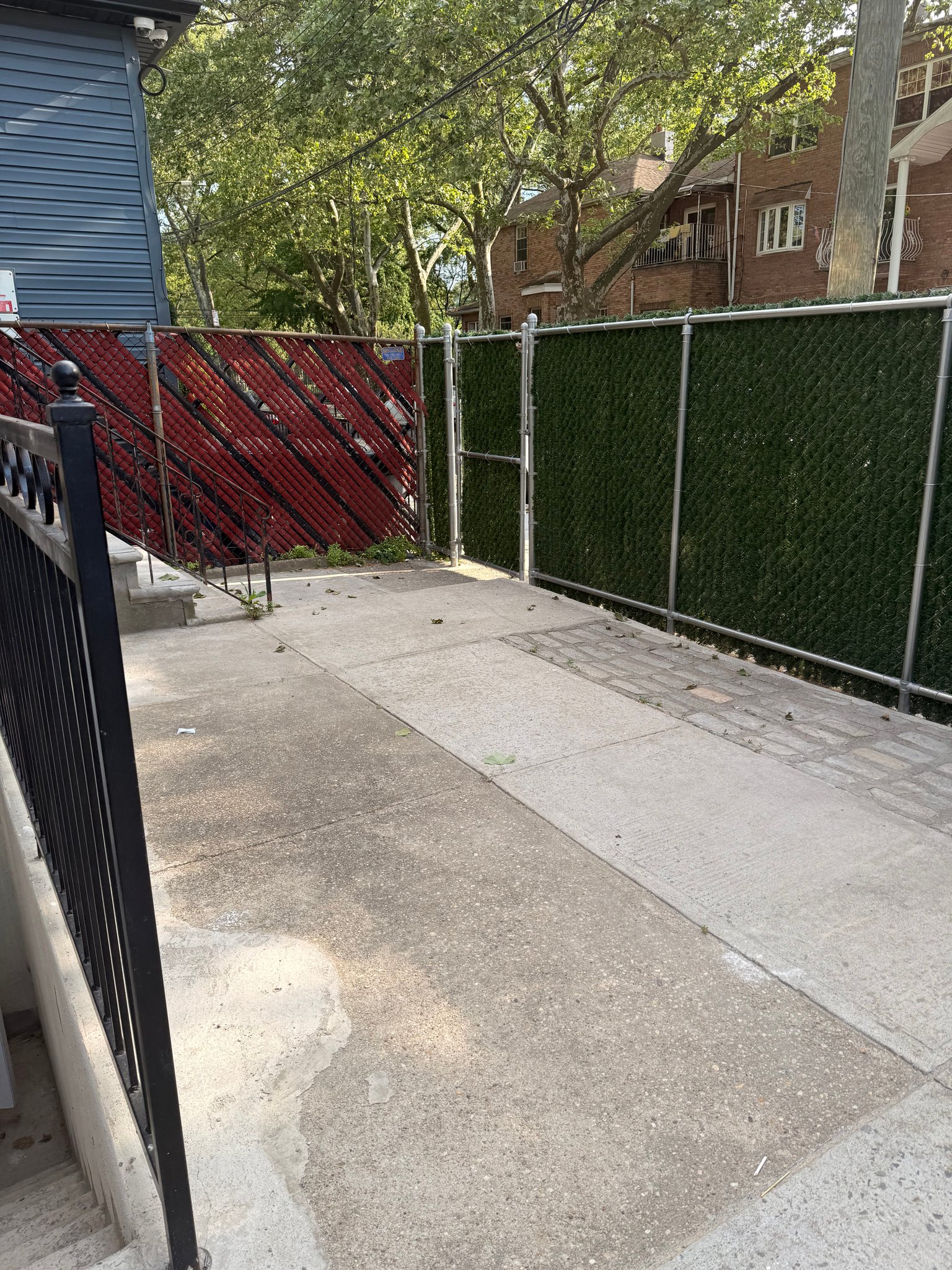 Brooklyn Multiplex: 297 E 40th St