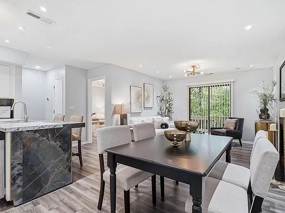 Columbus Apartment: 5334 Darlington Rd APT B,
